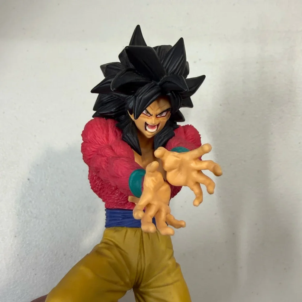 Dragon Ball GT‎ Super Saiyan 4 Goku SSJ4 Action Figure with Stand 7 Inch